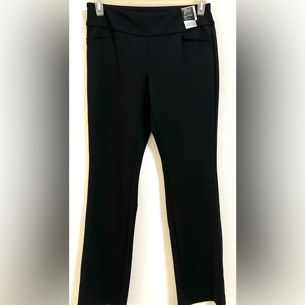 New York and Company Pull On Ponte Pants Medium